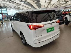 Buick GL8 ES Luxe Enjoyment Edition - ფოტო 5
