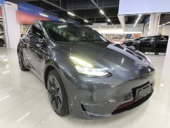 Tesla Model Y Long Range All-Wheel Drive - ფოტო 4