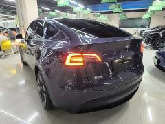 Tesla Model Y Long Range All-Wheel Drive - ფოტო 5