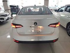 Volkswagen Lavida 2023 Sharp 1.5L Automatic Outstanding New Edition - ფოტო 6