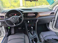Volkswagen Touareg 2022 330TSI AWD Luxury Edition - ფოტო 10