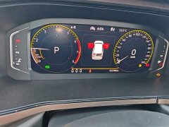 Volkswagen Touareg 2022 330TSI AWD Luxury Edition - ფოტო 12