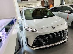 Buick GL8 New Energy Lusang Respect Edition - ფოტო 4