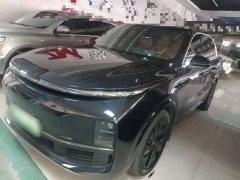 Li Auto L8 Pro - ფოტო 1