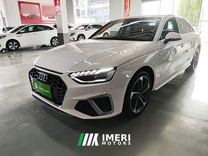Audi A4L 40 TFSI Fashion Dynamic