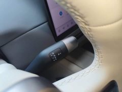 Li Auto i6 Four-Wheel Drive Standard Edition - ფოტო 14