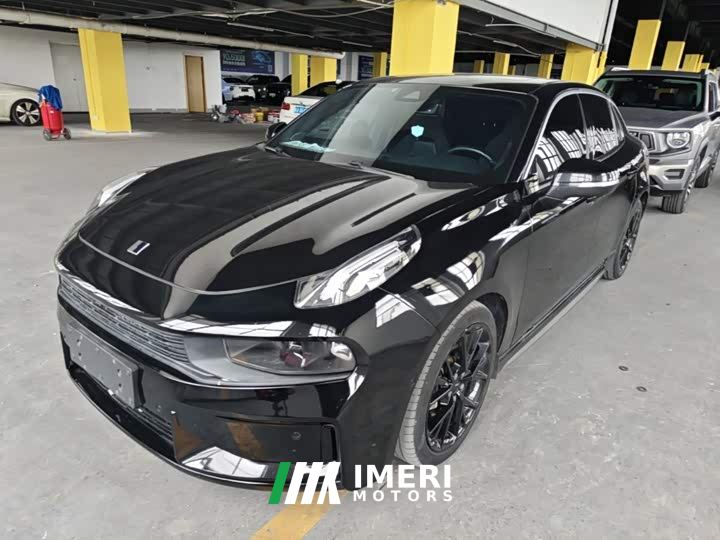 Lynk & Co 03 2.0T Diesel DCT Pro