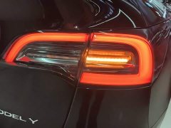 Tesla Model Y 2022 Facelift Long Range All-Wheel Drive - ფოტო 8
