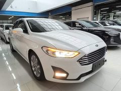 Ford Mondeo 2020 EcoBoost 200 Fashion - ფოტო 4