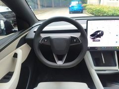 Tesla Model Y L Long Range All-Wheel Drive - ფოტო 11