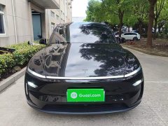 Tesla Model Y L Long Range All-Wheel Drive - ფოტო 3