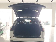 Land Rover Range Rover Velar 250PS Gloss Black Collector's Edition - ფოტო 19
