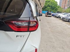 Honda Fit 1.5L CVT Trend Edition - ფოტო 8