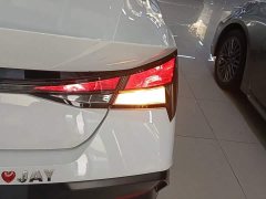 Hyundai Elantra 2023 1.5L CVT GLX Elite - ფოტო 8