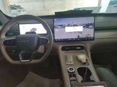 Chery Tiggo 8 PLUS 2025 290TGDI DCT Luxury Edition - ფოტო 10