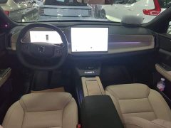 Volvo XC70 Plug-in Hybrid 2026 Two-Wheel Drive Long Range Core - ფოტო 10