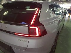 Volvo XC70 Plug-in Hybrid 2026 Two-Wheel Drive Long Range Core - ფოტო 8