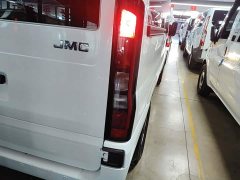 Jianglin Fushun Jiangling Ford 2.0T 6MT Diesel Short Wheelbase Low Roof Commercial Multi-Purpose Passenger Car 5/6-Seater Sp…