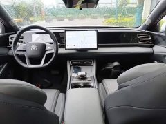 BYD Qin L DM-i Smart Drive Edition 120KM Superior - ფოტო 10