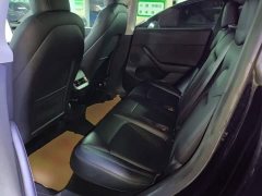 Tesla Model Y Rear-Wheel Drive - ფოტო 17