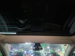 Tesla Model Y Rear-Wheel Drive - ფოტო 18