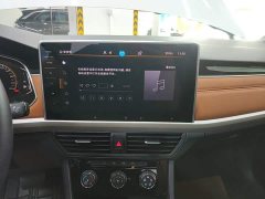 Volkswagen Bora 200TSI DSG Comfort Pro - ფოტო 13