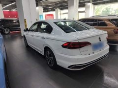 Volkswagen Bora 200TSI DSG Comfort Pro - ფოტო 5