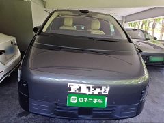 Li Auto MEGA Home Family Edition - ფოტო 3