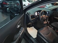 Jeep Freedom Light 2020 2.0T 4WD Elite Edition - ფოტო 16