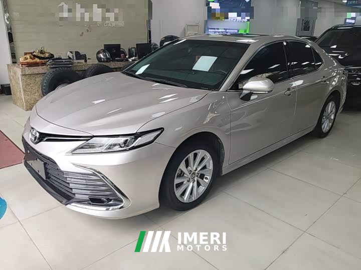 Toyota Camry 2.0L GVP Leading Edition