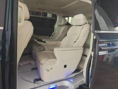 Voyah Lantu Dreamchaser PHEV AWD Flagship Kunpeng Edition - ფოტო 17
