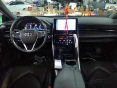 Toyota Avalon 2.0L XLE Premium Edition - ფოტო 10