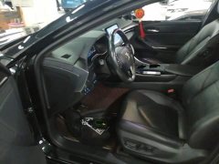 Toyota Avalon 2.0L XLE Premium Edition - ფოტო 16