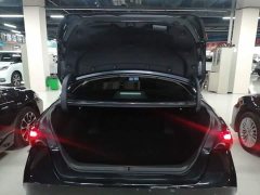 Toyota Avalon 2.0L XLE Premium Edition - ფოტო 19