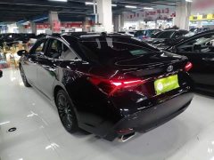 Toyota Avalon 2.0L XLE Premium Edition - ფოტო 5