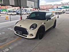 BMW MINI 1.5T COOPER Classic Edition - ფოტო 2