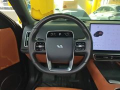 Li Auto L6 Pro - ფოტო 11