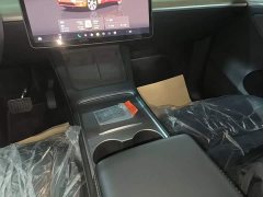 Tesla Model Y 2022 Facelift Rear-Wheel Drive - ფოტო 14