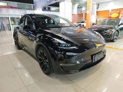 Tesla Model Y Standard Range RWD - ფოტო 4