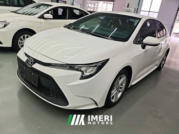 Toyota Corolla TNGA 1.5L CVT Base