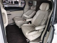 Buick GL8 ES Luxe Comfort - ფოტო 17