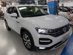 Volkswagen Taos 330TSI FWD Luxury Smart Connect Edition - ფოტო 4