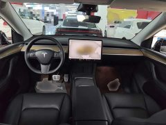 Tesla Model Y Rear-Wheel Drive - ფოტო 10
