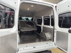 Jianglin Fushun Jiangling Ford 2.0T 6MT Diesel Short Wheelbase Medium-High Roof Commercial Multi-Purpose Passenger Car 5/6-S…