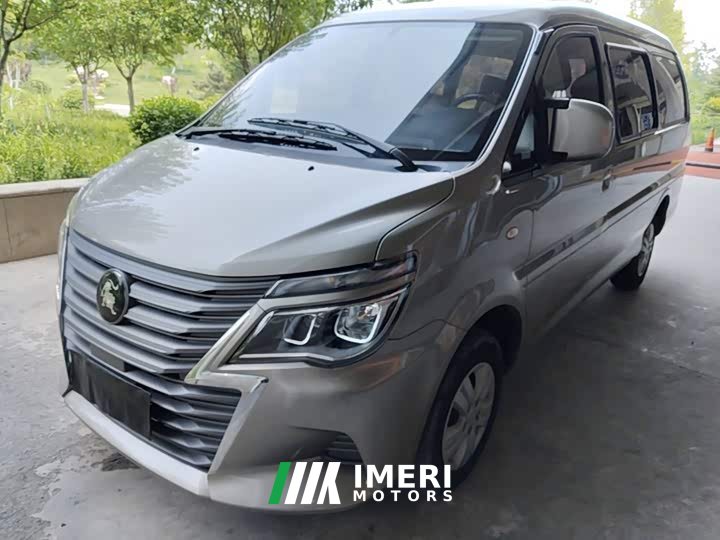 Dongfeng Delica M5L 1.6L Base 7-Seater