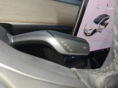 Tesla Model Y Long Range All-Wheel Drive - ფოტო 14