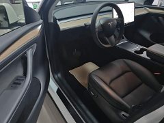 Tesla Model Y Long Range All-Wheel Drive - ფოტო 15