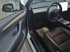 Tesla Model Y Long Range All-Wheel Drive - ფოტო 16
