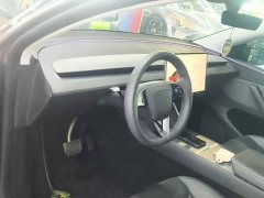 Tesla Model Y Rear-Wheel Drive - ფოტო 10