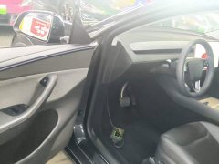 Tesla Model Y Rear-Wheel Drive - ფოტო 16